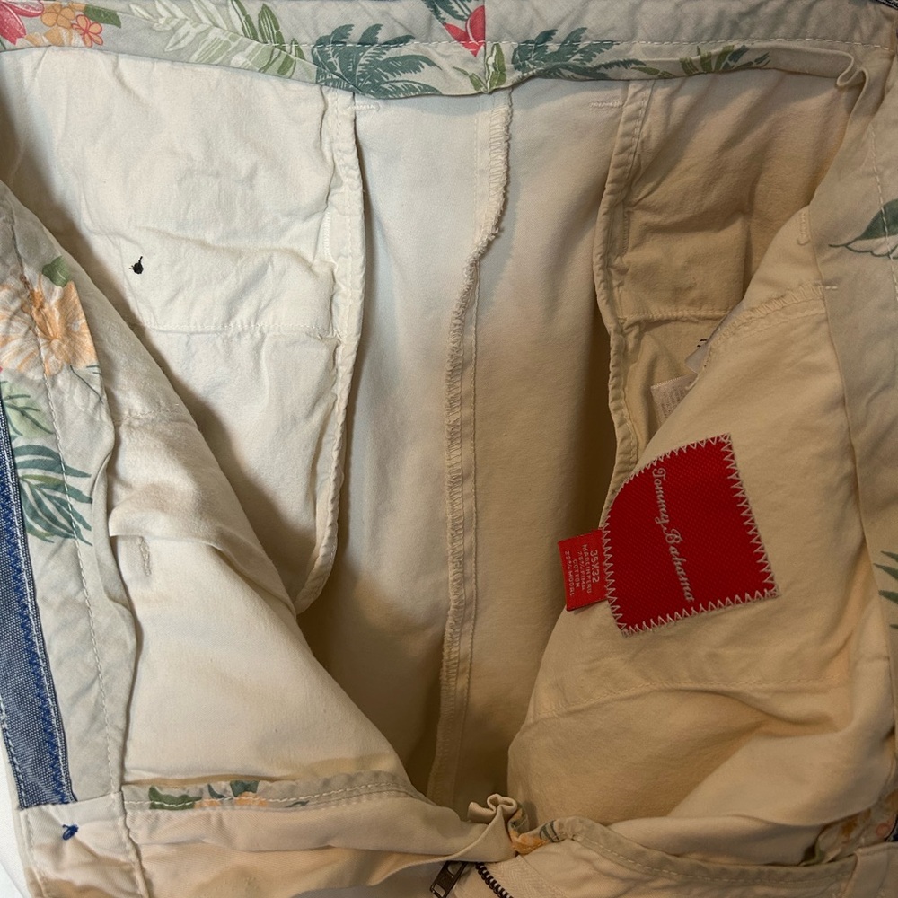 Tommy Bahama cream casual pants